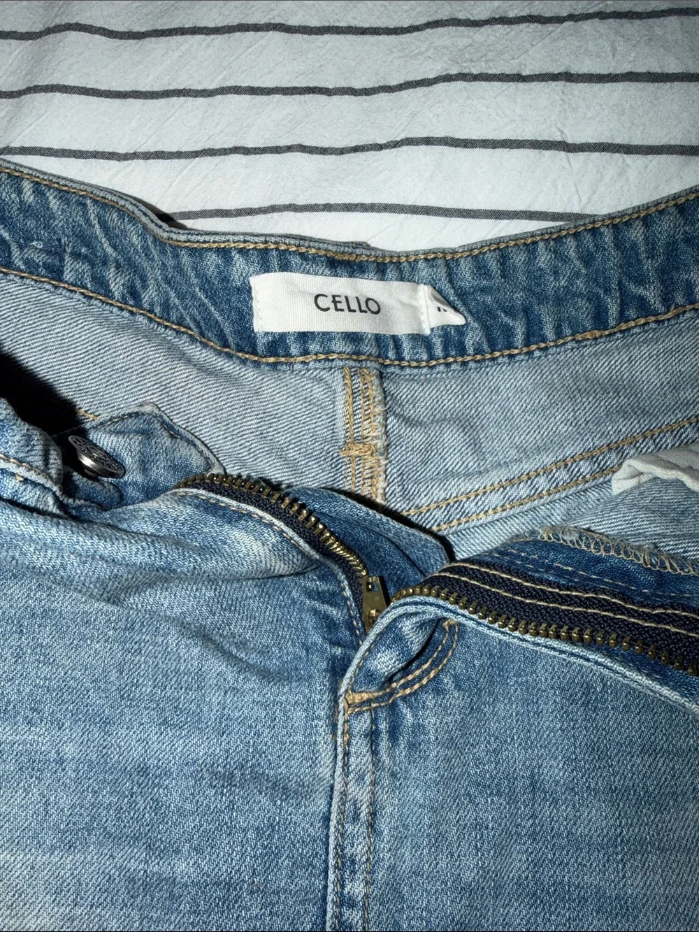 Cello casual distressed
